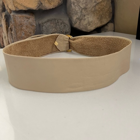 Christian Dior Vintage Leather Belt with Round Buckle Waist Belt Size Small - Picture 4 of 14